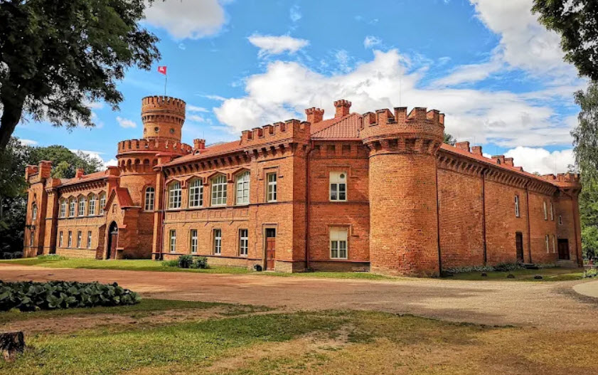 Raudonė Castle, Lithuania